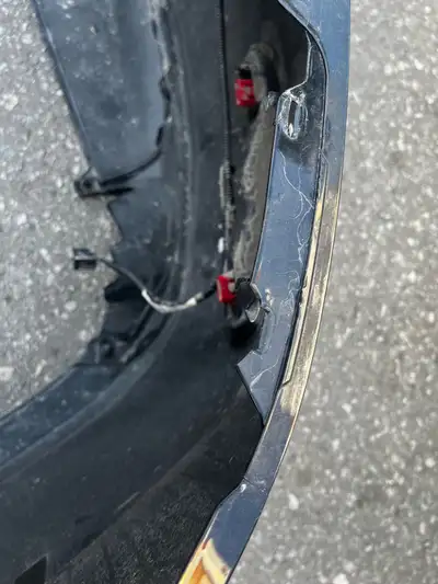 2023 touring bumper with sensors available. It needs repair- damage is not big if someone can repair...