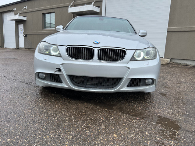 2011 BMW 335Xi in Cars & Trucks in Regina