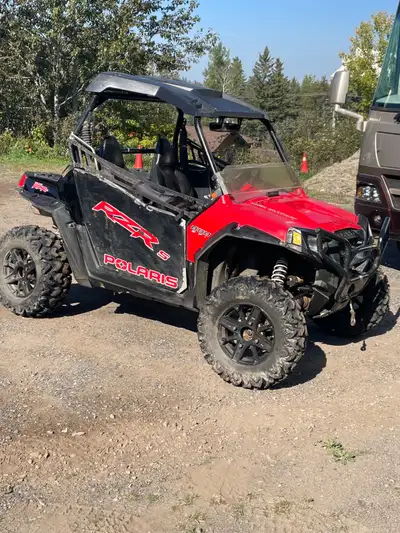 2013 rzr s model . 800 , after market dual exhaust , wheel spacers . Stock exhaust as well with new...