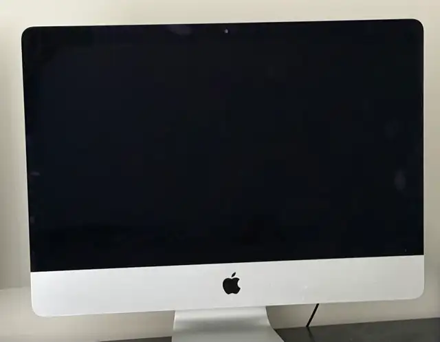 Apple iMac 21.5” (iMac14,4) – 1.4GHz Intel Core i5 / 8GB RAM / 5 in Desktop Computers in Regina - Image 6