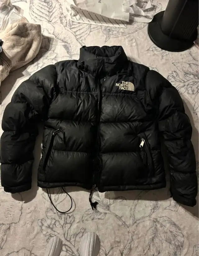 manteau north face in Women's - Tops & Outerwear in Sherbrooke - Image 2