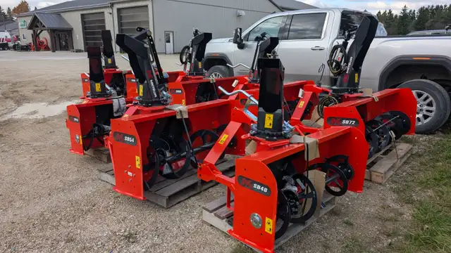 3 Point Hitch Snowblowers, Several Sizes Available to Order in Snowblowers in Stratford - Image 2