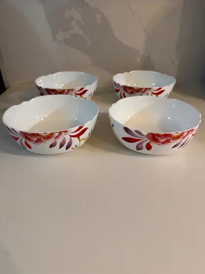 Set of 4 Coupe Cereal Bowl Lucia Pattern by Spode, View more