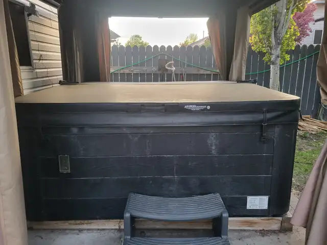2018 Sunrise Spas in Hot Tubs & Pools in Red Deer - Image 4