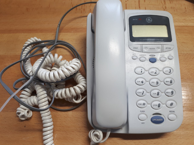 Corded Call-Waiting Caller ID Speakerphone in Home Phones & Answering Machines in Owen Sound