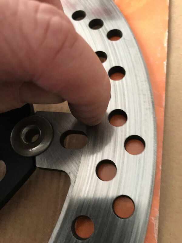 Ducati OEM Panigale R V4S 330mm Brembo front braking rotors set in Motorcycle Parts & Accessories in City of Toronto - Image 4