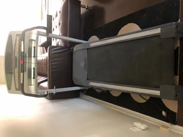 Treadmill in Exercise Equipment in City of Toronto - Image 5