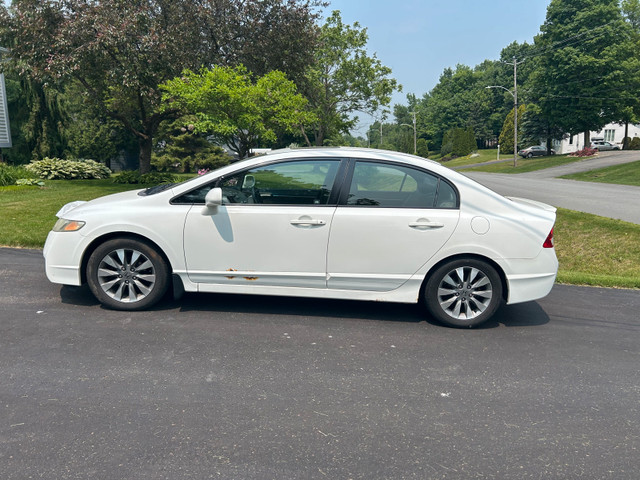 Honda Civic EX-L 2010 dans Autos et camions  à Granby - Image 3