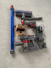 Dyson V8 in excellent condition with new cyclone, bin & battery