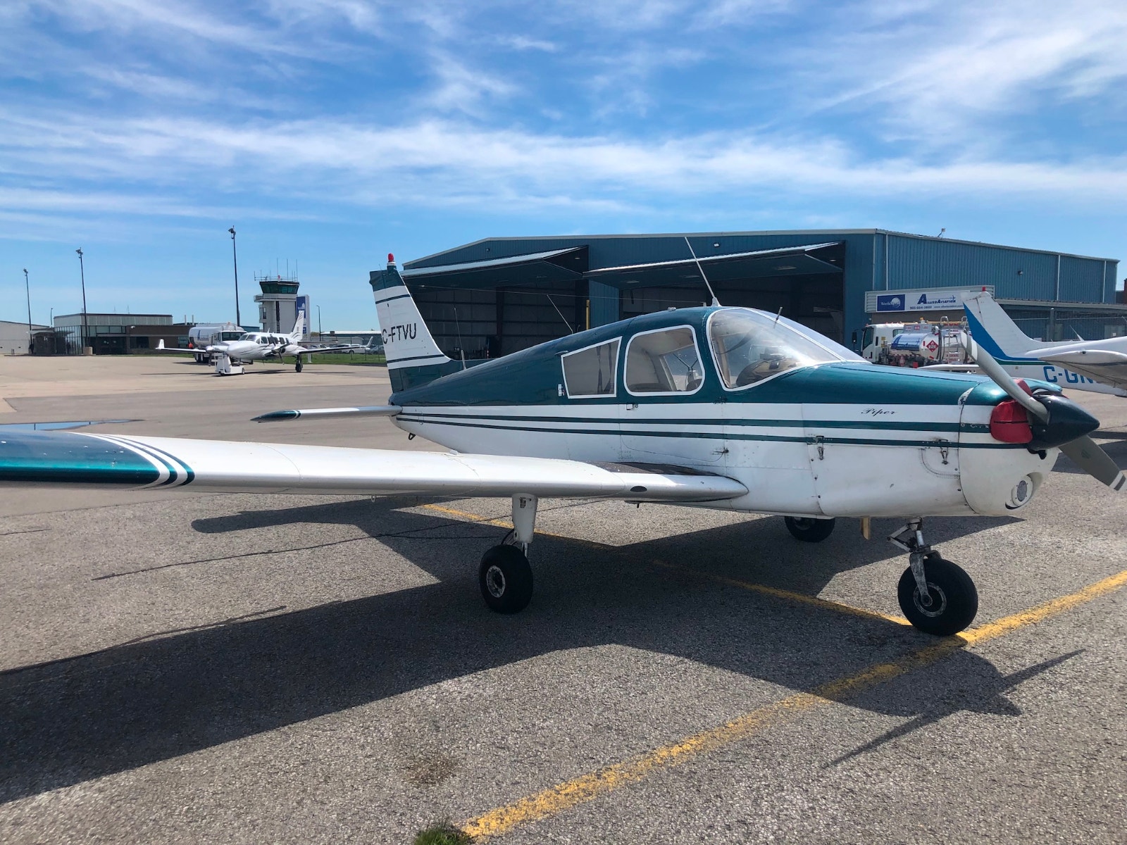 1971 Piper PA28-140 Cherokee, photo 3
