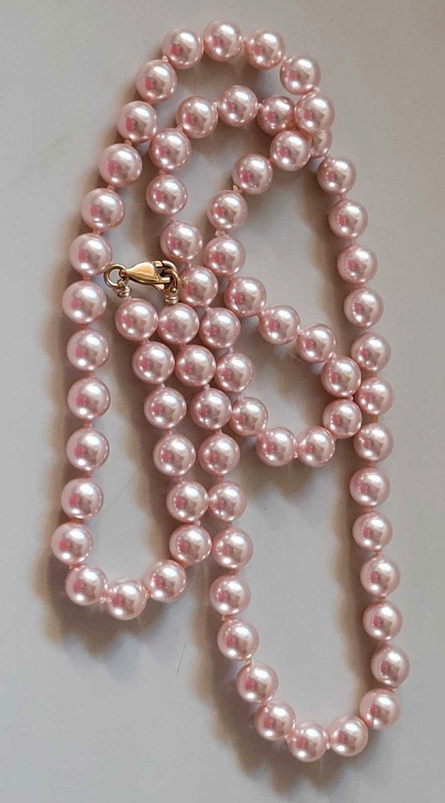 10k Yellow Gold Genuine Fresh Water 20.5" Pink Pear Necklace  in Jewellery & Watches in Oshawa / Durham Region