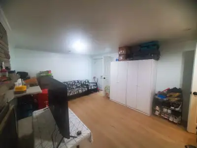 Private basement for rent in Scarborough
