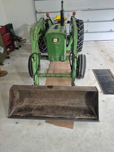 JD 1830 Tractor and JD 175 Loader, 2nd owner Lots of work done to Tractor. Adding $9500.00 Call or t...
