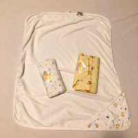Winnie the Pooh Baby Swaddles and Hooded Baby Towel Classic Pooh