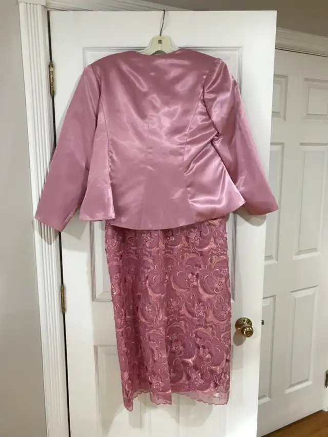 Formal dress with jacket in Women's - Dresses & Skirts in Mississauga / Peel Region - Image 3