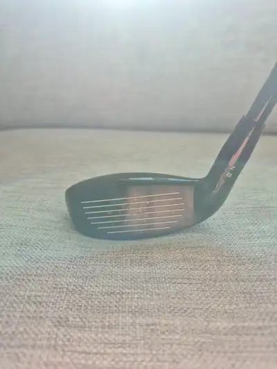 Titleist Tsi3 Hybrid - 18 Degree, X Stiff Shaft, View more