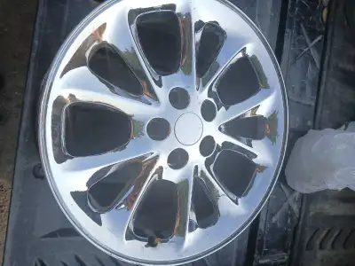 5x114.3 70mm bore 7 inch Set of 4 in excellent condition