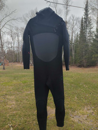 Men's XXL hooded wetsuit and boots  Xcel 5/4