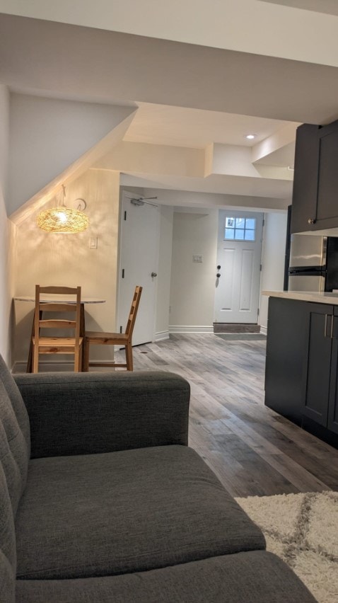 BASEMENT APARTMENT FOR RENT (UTILITIES INCLUDED). 5