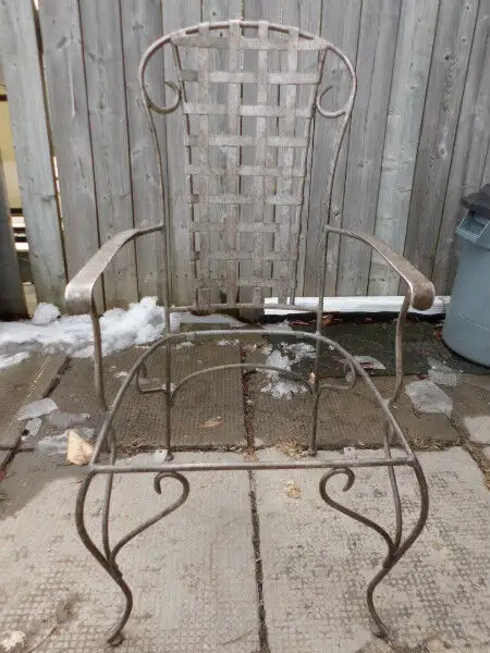 Vintage Wrought Iron Patio/Dining chairs  DIY Special in Patio & Garden Furniture in Ottawa - Image 3