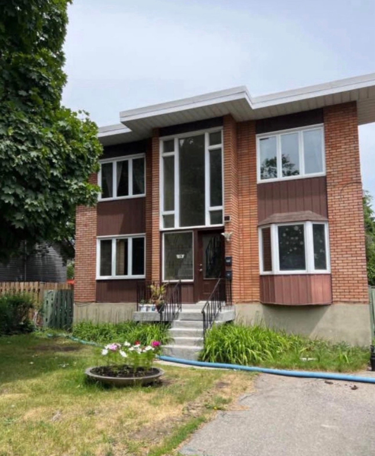 15 4e Avenue N — photo 1