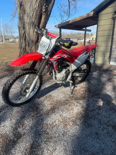 2020 Honda CRF 250F Well maintained second owner have ownership Low hours bike, new tires $4500