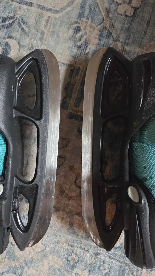 K2 Marlee Ice Girl Adjustable Skates Sz 1 to 5 in Skates & Blades in Ottawa - Image 4