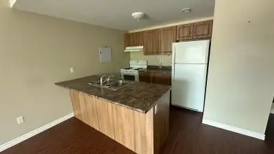 2br gananoque apt in seniors building