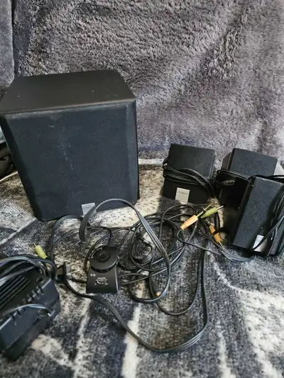 Soundblaster 5.1 computer speaker set Has been in storage for over a year Reason for selling. I have...