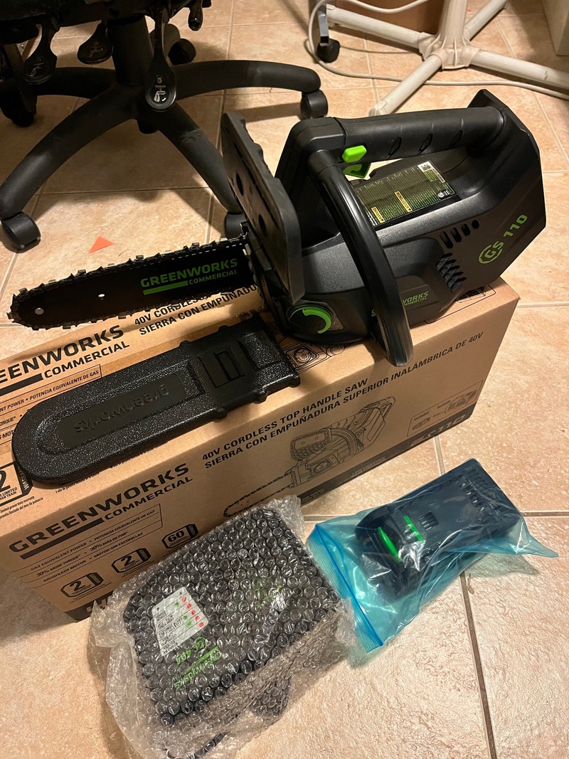 Greenworks Commercial battery chainsaw Lawnmowers & Leaf Blowers