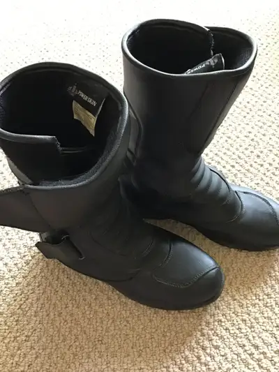 Motorcycle boots tall, View more
