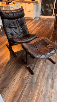 Westnova Siesta chair and footstool