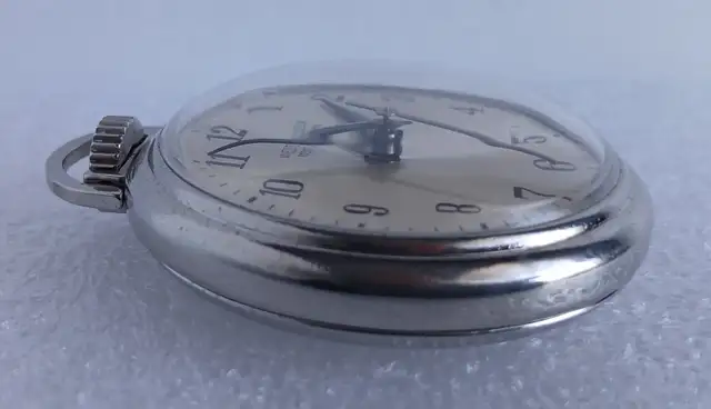 Montre de Poche -- Westclox Pocket Ben (1977) -- Pocket Watch in Jewellery & Watches in City of Montréal - Image 7