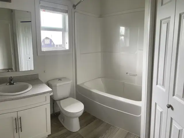 House to Move  in Houses for Sale in Moose Jaw - Image 9