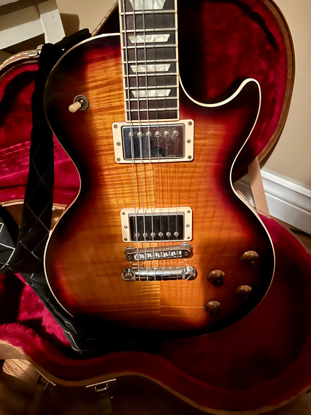 2016 Gibson Les Paul Standard - Looking for trades in Guitars in Moncton