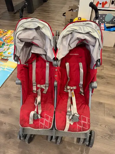 McLaren double seats stroller lime showed in photo, all works well. Pick up in Barrhaven area.