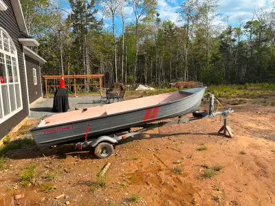 $ 3750.00 OBO 14 FT Aluminum boat (Older Prince Craft/No leaks and new Styrofoam under seats). - 14...