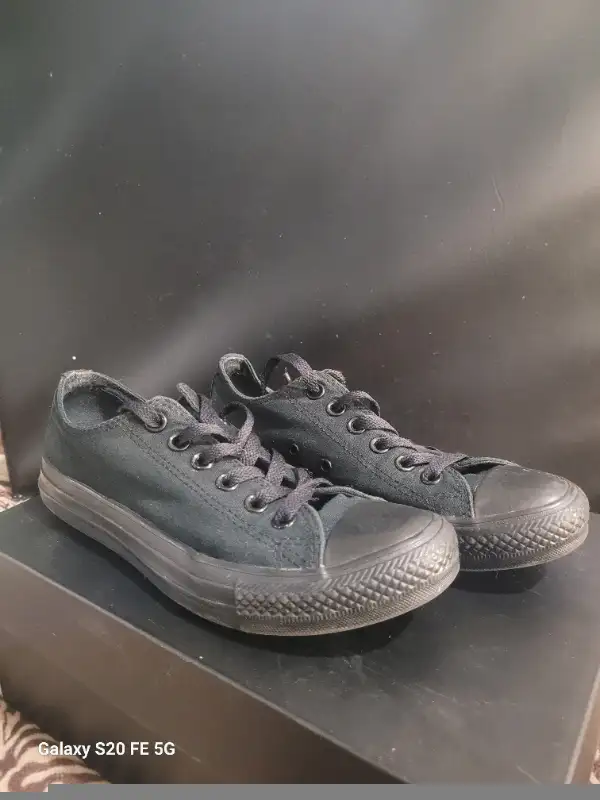 Shoes for Sale in Women's - Shoes in Oshawa / Durham Region - Image 6