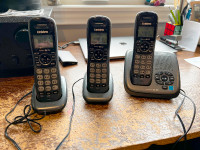 Uniden 3 Pack Cordless Phone Bundle with Answering System