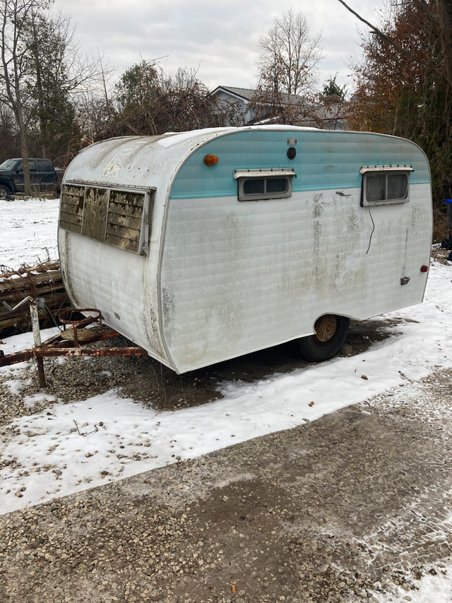 Business private collection of vintage retro camper trailers  in Other Business & Industrial in Barrie - Image 2