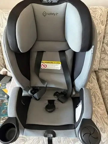 Safety 1st Everslim All-in-One Convertible Car Seat $180, View more