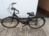 Like New Adult   Bicycle and Hitch Bike Rack for sale