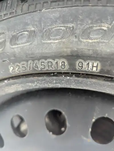 Bought November 2023 and have less than 500km on them. One of the steels has a slight dent, does not...