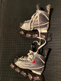 Men’s skates size 8