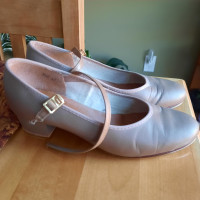 TAP SHOES - WOMENS