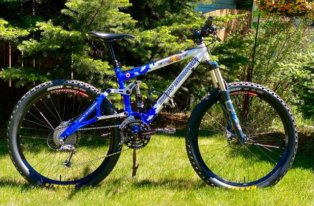 Rocky Mountain ETSX-70 Mountain Bike in Mountain in Edmonton