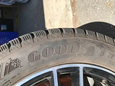 Goodyear winter and Ford rims. Excellent condition. used 1 season only. Off of 2024 Ford Mustang. As...