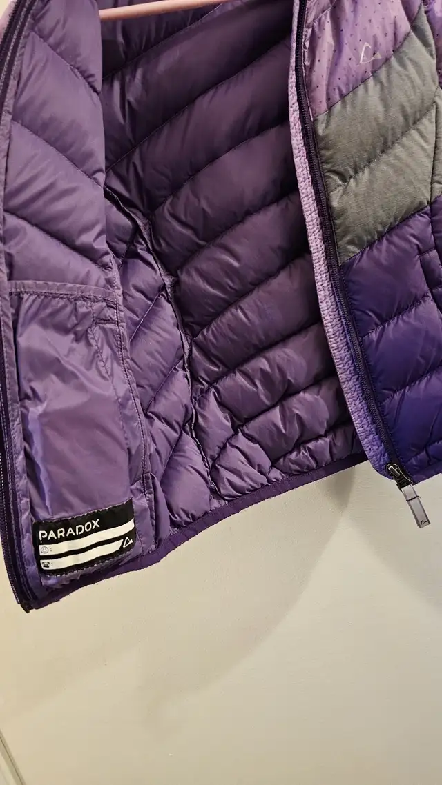 kids youth paradox packable jacket 4/5 in Kids & Youth in Edmonton - Image 6