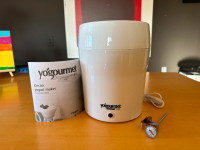 Yogourmet Yogurt Maker (Electric)