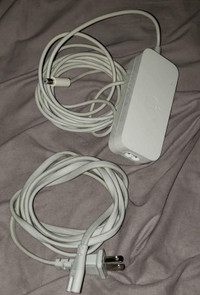 SELL or TRADE / Charger for Apple AirPort Extreme Base Station W